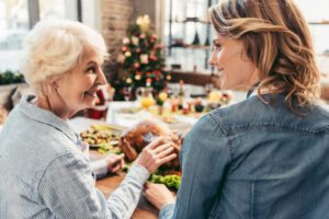 How to Prepare Family Before Holiday Visits with a Senior